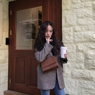 Модная женская классическая сумка конверт через плечо из искусственной кожи