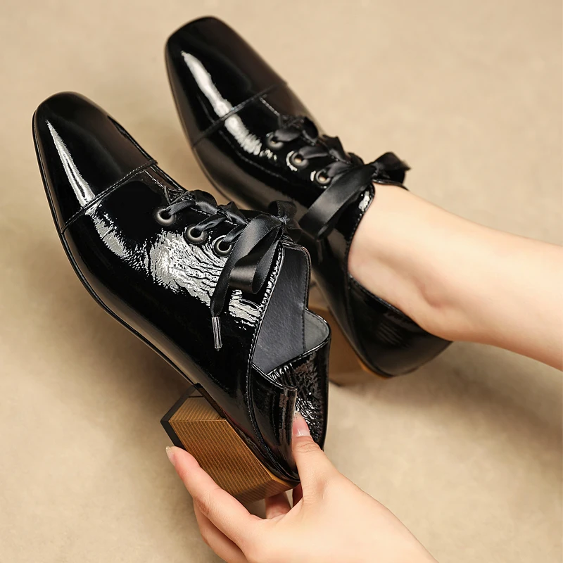 Размера плюс 42 женской обуви натуральная кожа на шнуровке плоской подошве со