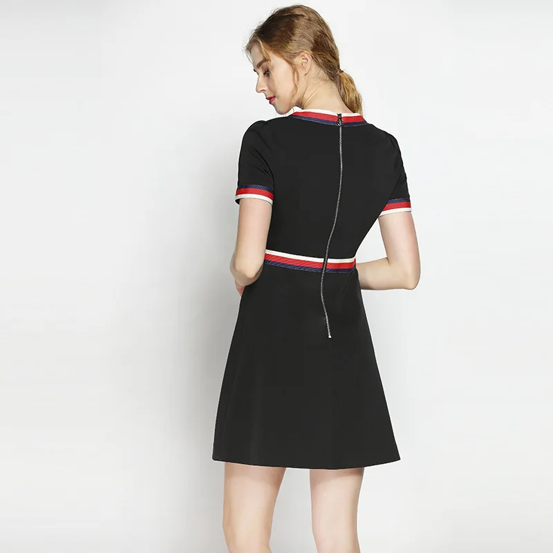 Женское хлопковое платье выше колена облегающее в европейском стиле преппи с V