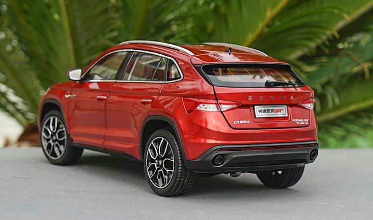 1:18 Высокое качество SKODA KODIAQ GT Модель сплава, Высокая коллекция моделирования и Подарочная модель автомобиля, литой металл
