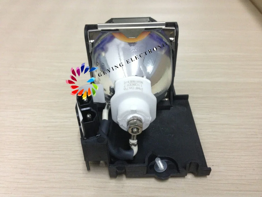 

Лампа для проектора VLT-X8LP для Mega Power ML-123 LVP-HC3 LVP-SL4U LVP-XL8U LVP-XL9U SL4U XL4U