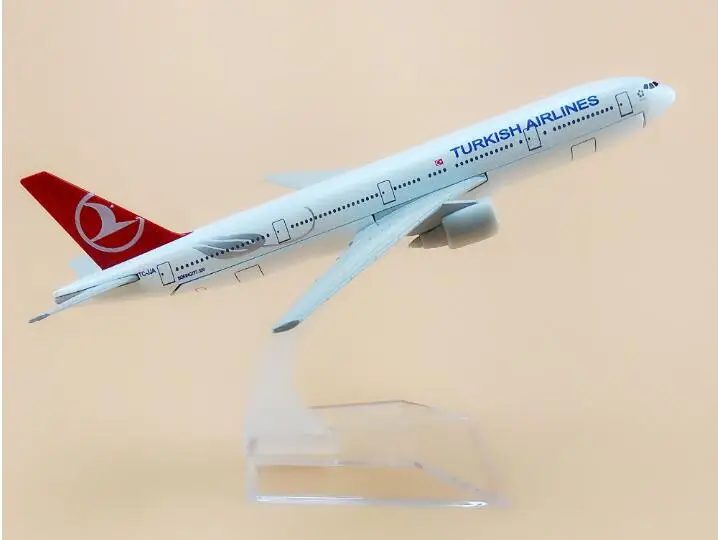 Модель самолета Boeing 777 летательный аппарат Turkey Airline B777-300 16 см металлический