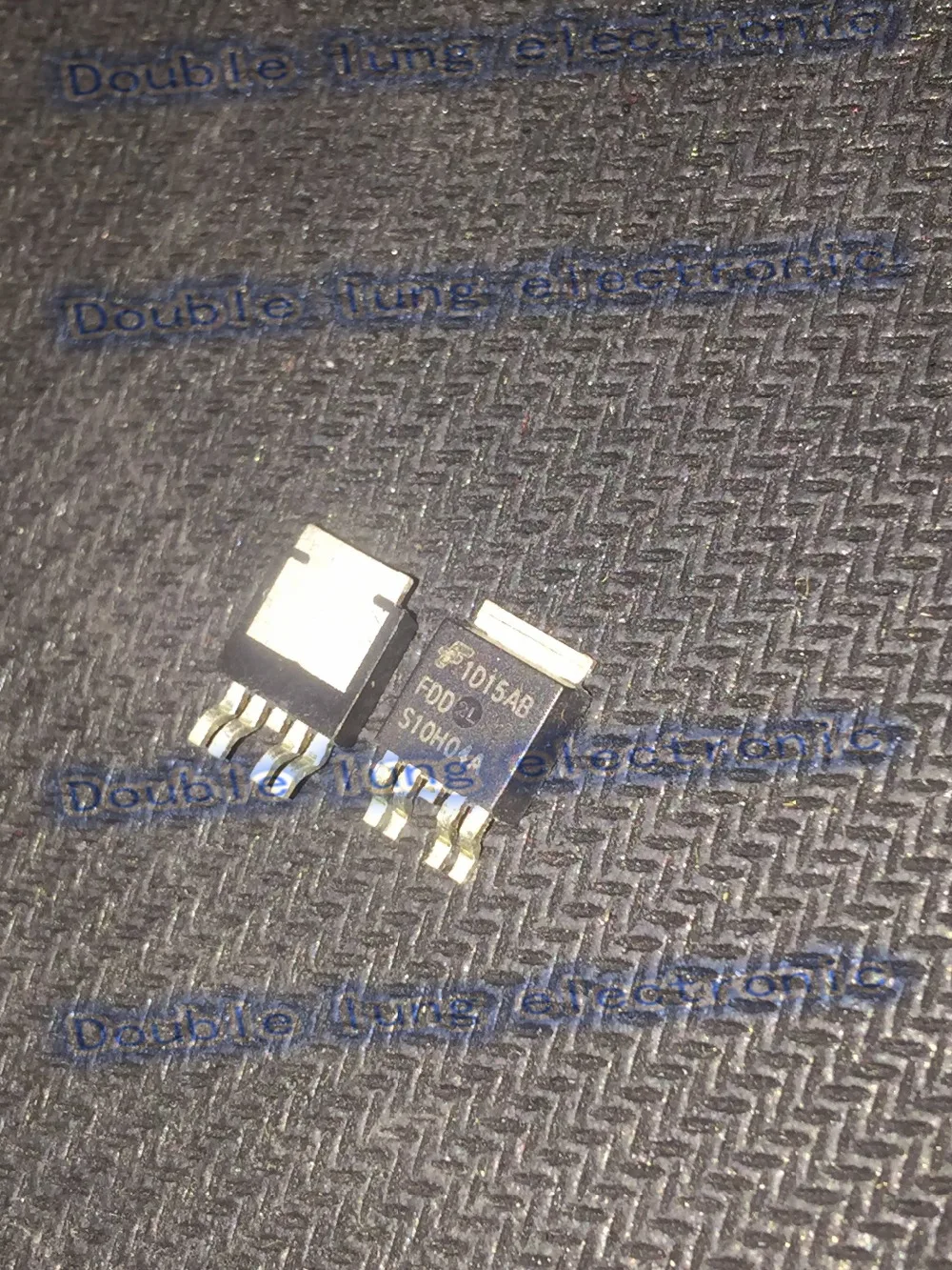 

5 шт./лот fdds10h04a _ f085a TO252-5 IC SMART HIGH SIDE SWITCH DPAK-5