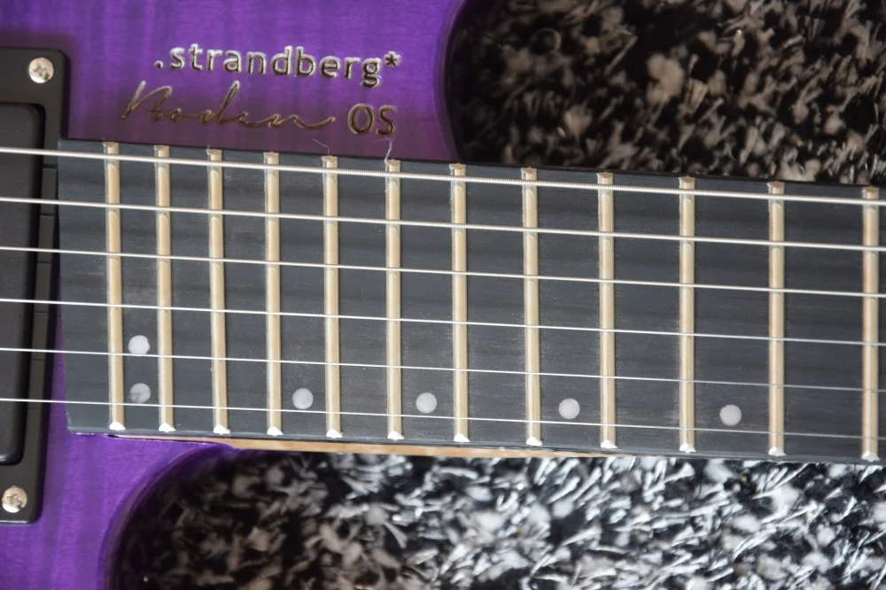 Хорошее качество электрогитара без головки грифа Fanned Frets гриф из черного дерева