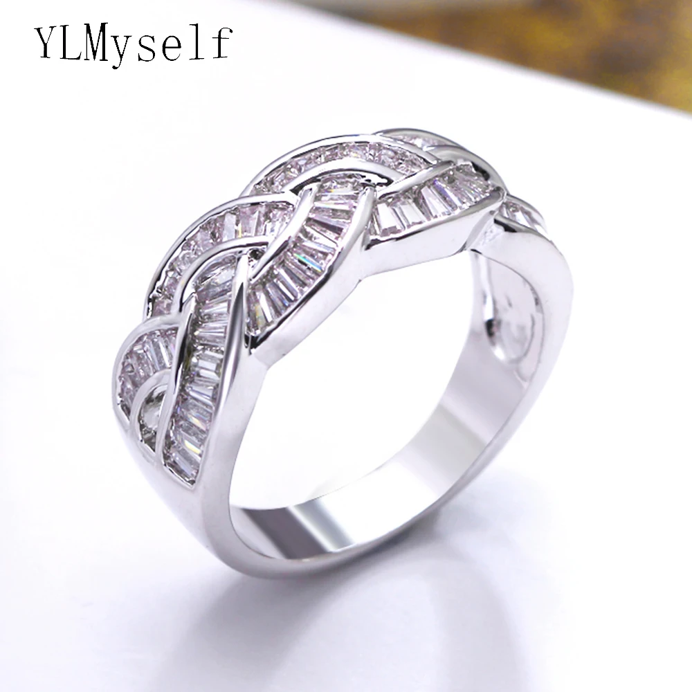 Купи Excellent Quality Finger Ring Trendy Jewelry White and Gold Color AAA Bright Cubic Zirconia Elegant Rings for Women за 989 рублей в магазине AliExpress