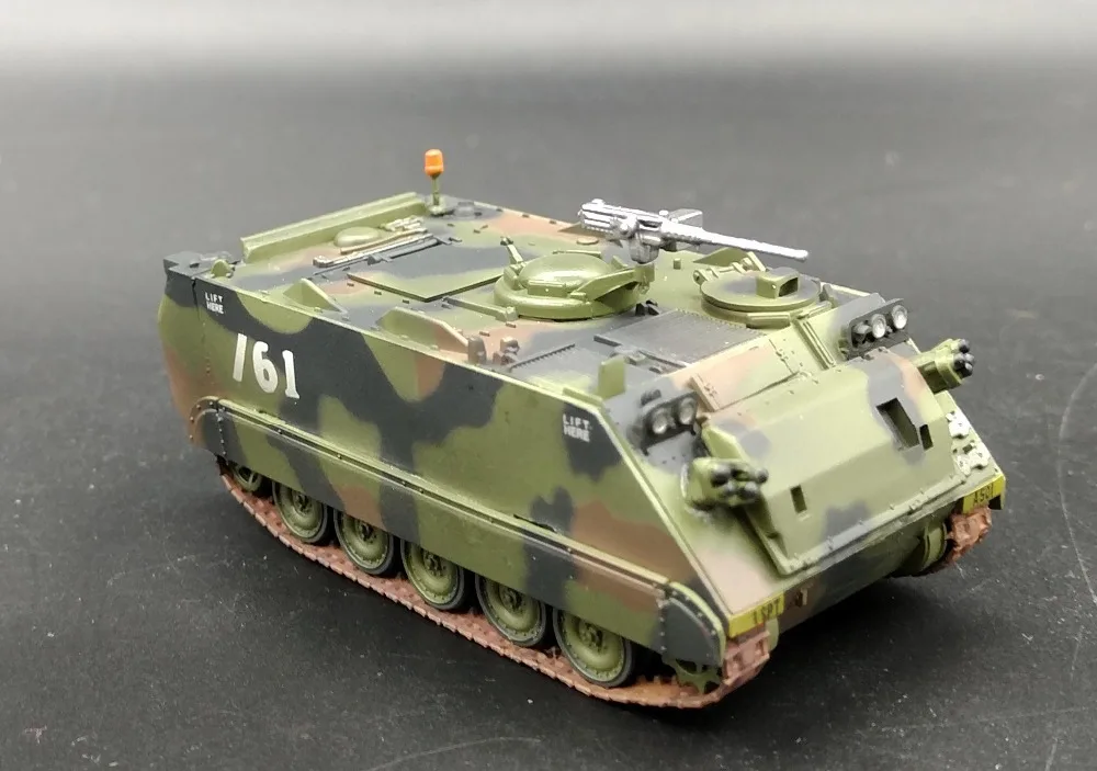 1: 72 армии США M113A2 отслежены бронированный модель автомобиля Трубач 35006 Коллекция