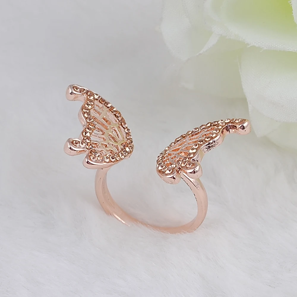 Женское кольцо с бабочкой и фианитом Открытое цвета розового золота ювелирное