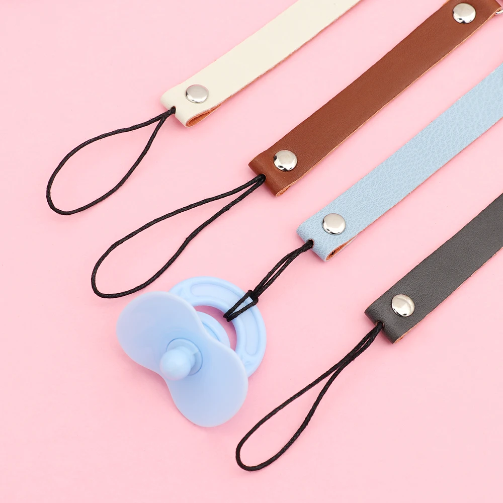 Leather Soother Nipple Holder Clasps Baby Short Pacifier Clip Chain Metal Dummy Clip Feeding For Baby Product Attache Sucette