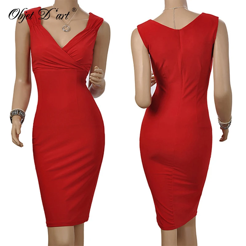 Облегающее элегантное женское платье для работы и офиса красное пикантное с