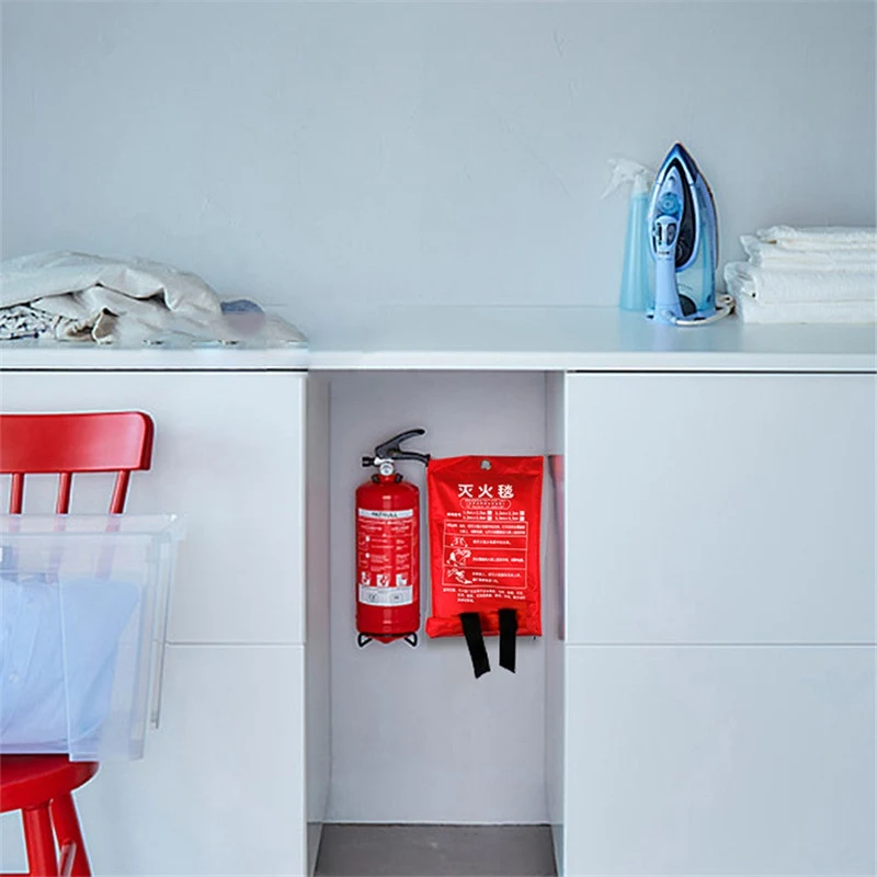 

Fire Blanket Emergency Survival Fire Shelter Safety Protector Fire Extinguishers Tent First aid supplies Safety Survival Tools