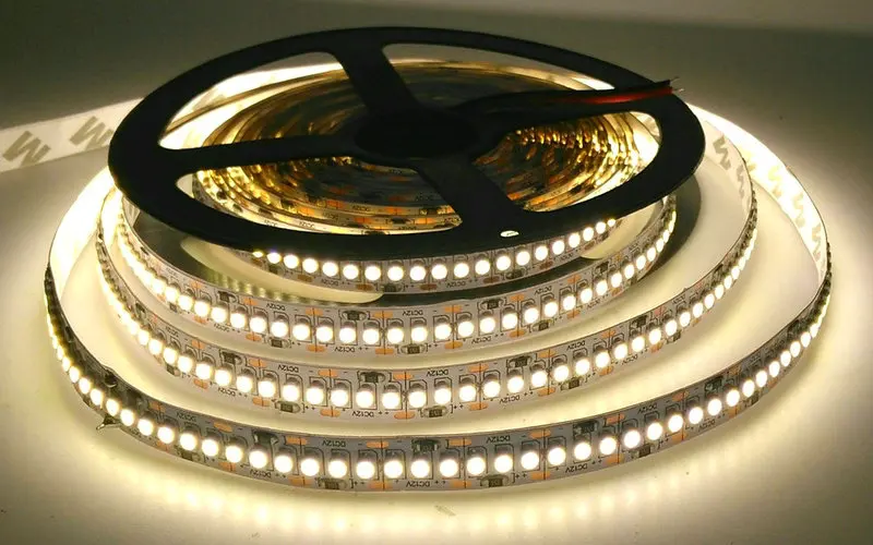 240LED/M светодиодная лента 3528 DC12V высокая яркость Гибкая декоративная подсветка