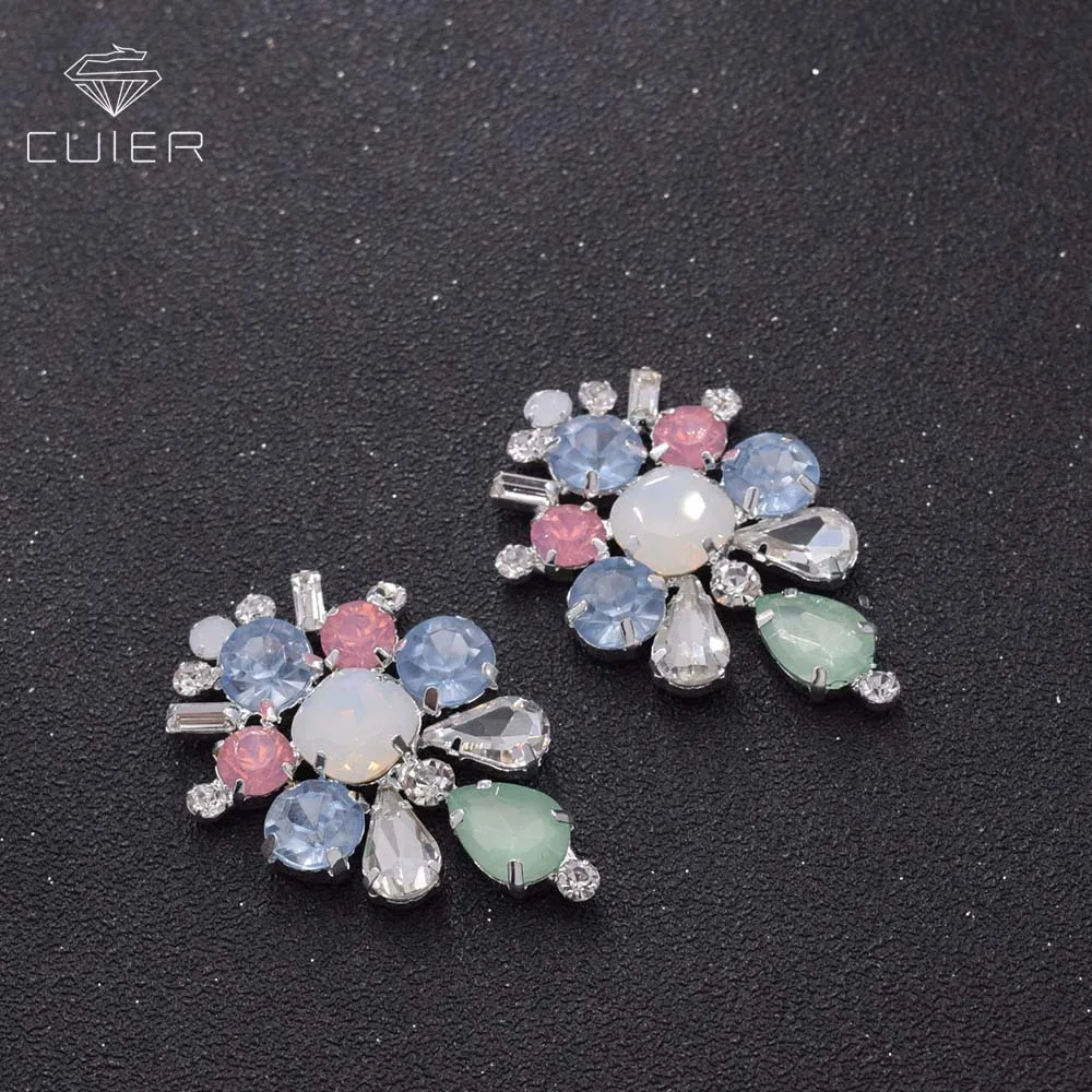 

30pcs/lot Exquisite opal rhinestones appliques for women garment sew on multi color patches accessories for wedding decorations