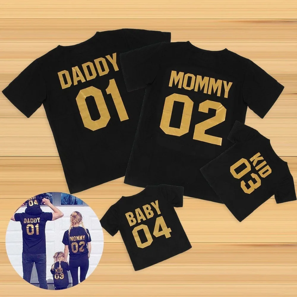 Новые Семейные одинаковые наряды футболка с коротким рукавом DADDY01 MOMMY02 KID03 BABY04