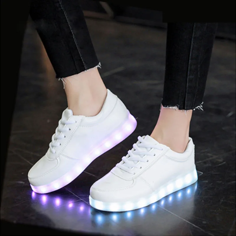 Children's casual shoes LED children's lighting Casual sports Luminous shoe basket type |