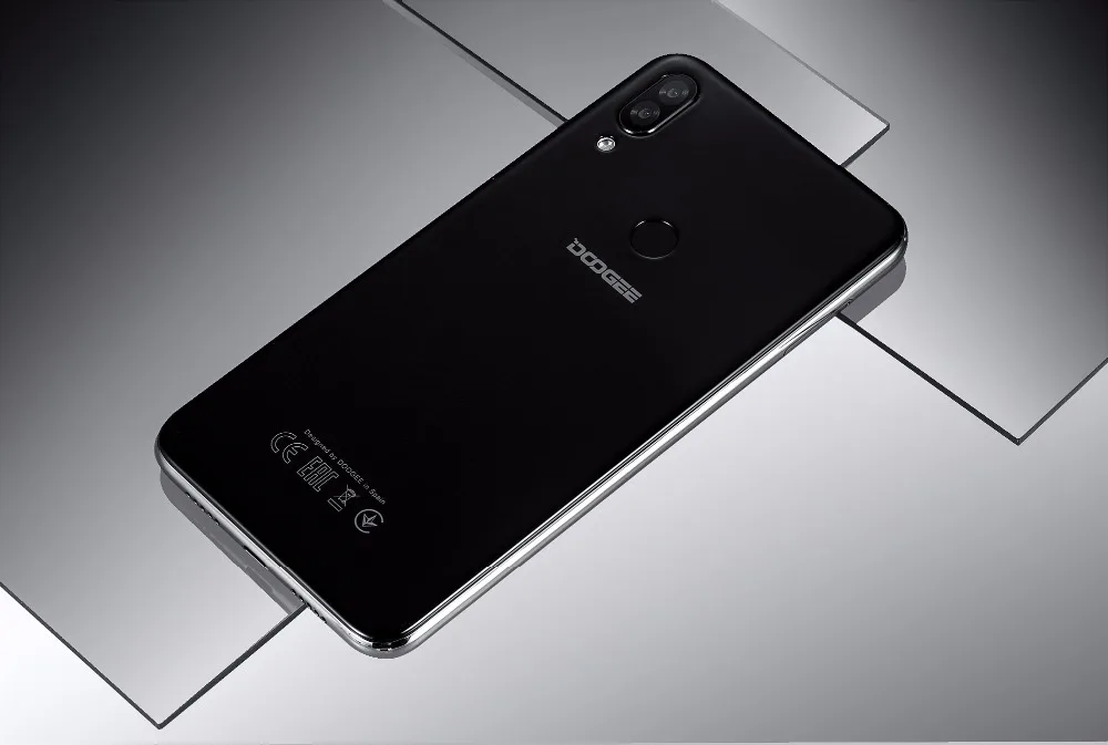DOOGEE N10 мобильный телефон Octa Core, 3 Гб оперативной памяти, Оперативная память 32GB Встроенная память 5,84 дюймов FHD+ 19:9 Дисплей 16.0MP Фронтальная камера 3360 мАч Android 8,1 4glte