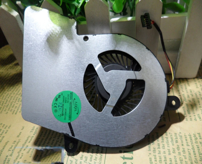 ADDA AB07505HX07KB00 0CWVCUAA Notebook CPU Cooling  Fan DC 5V 0.45A For Toshiba Satellite U900 U940 U945 Ultrabook Cooler Fan