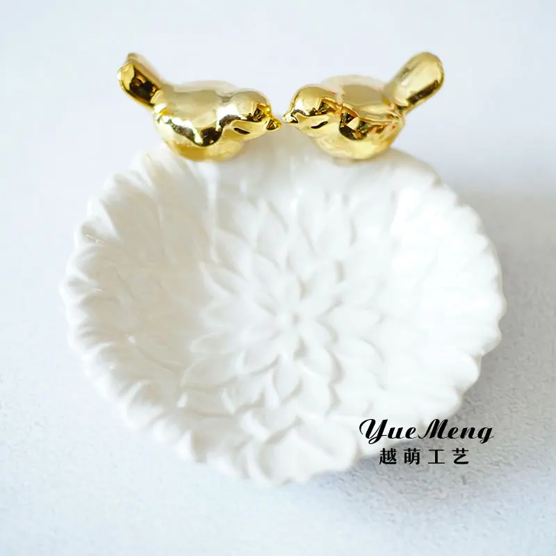 Новинка 1 штука креативная керамическая пепельница Ювелирная коробка держатель