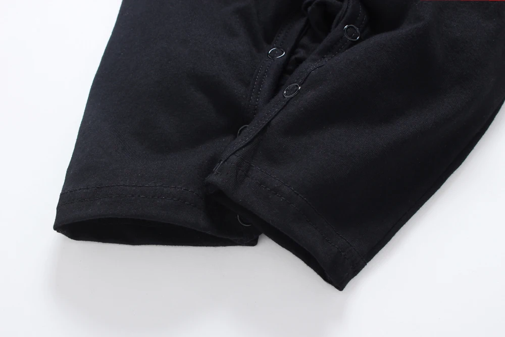 Новинка 2020 летняя детская одежда черная милая с коротким рукавом детский