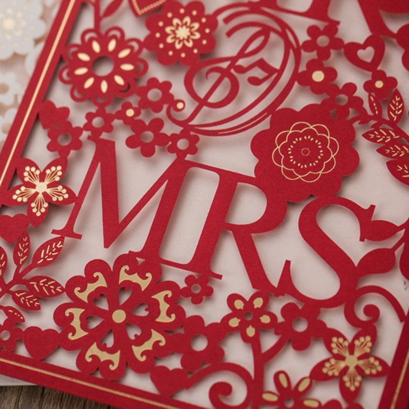 (10 шт./лот) свадебные приглашения MR &amp MRS с лазерной резкой золотыми цветами из