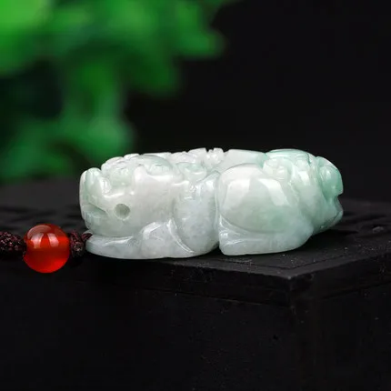 Натуральные бирманские светильник-зеленый кулон &quotpixou&quot для мужчин и женщин