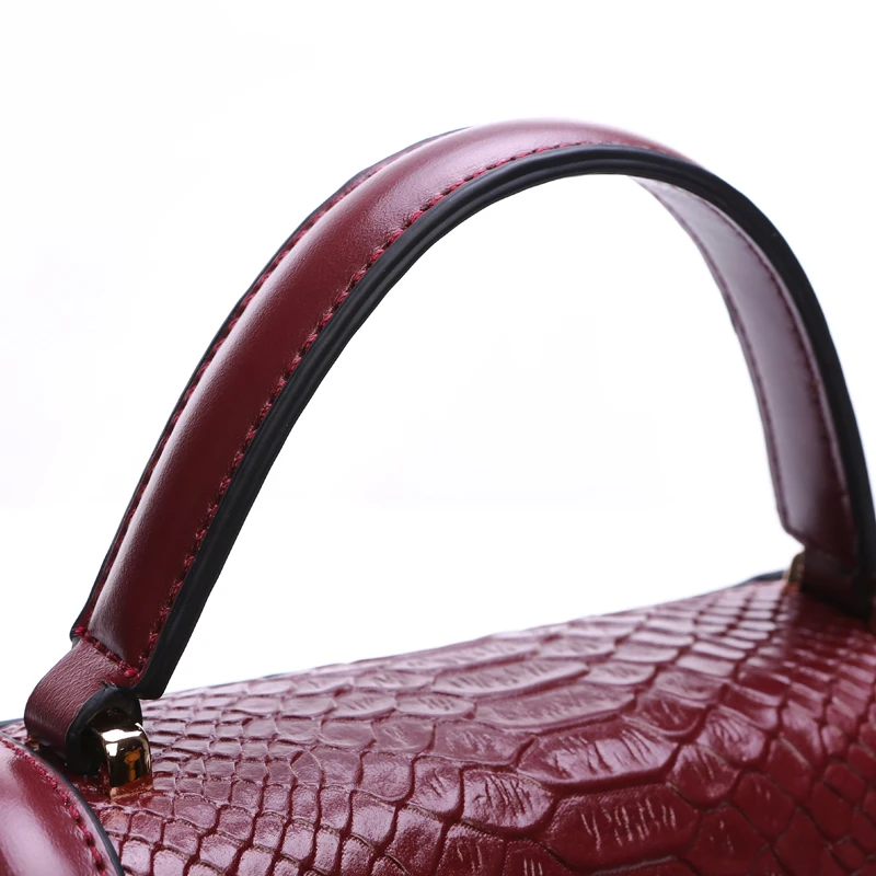 2018 сумка сумочка натуральная кожа соединение коровьей кожи крокодиловый принт.