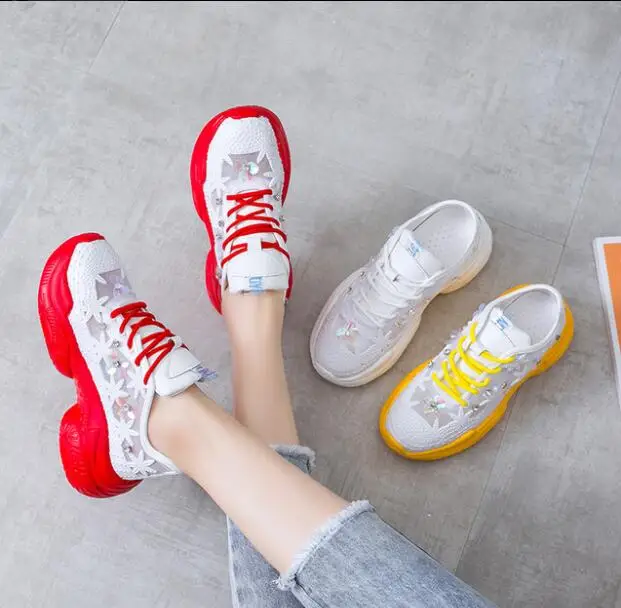 Новые сетчатые кружевные Для женщин на платформе папа кроссовки модные стразы