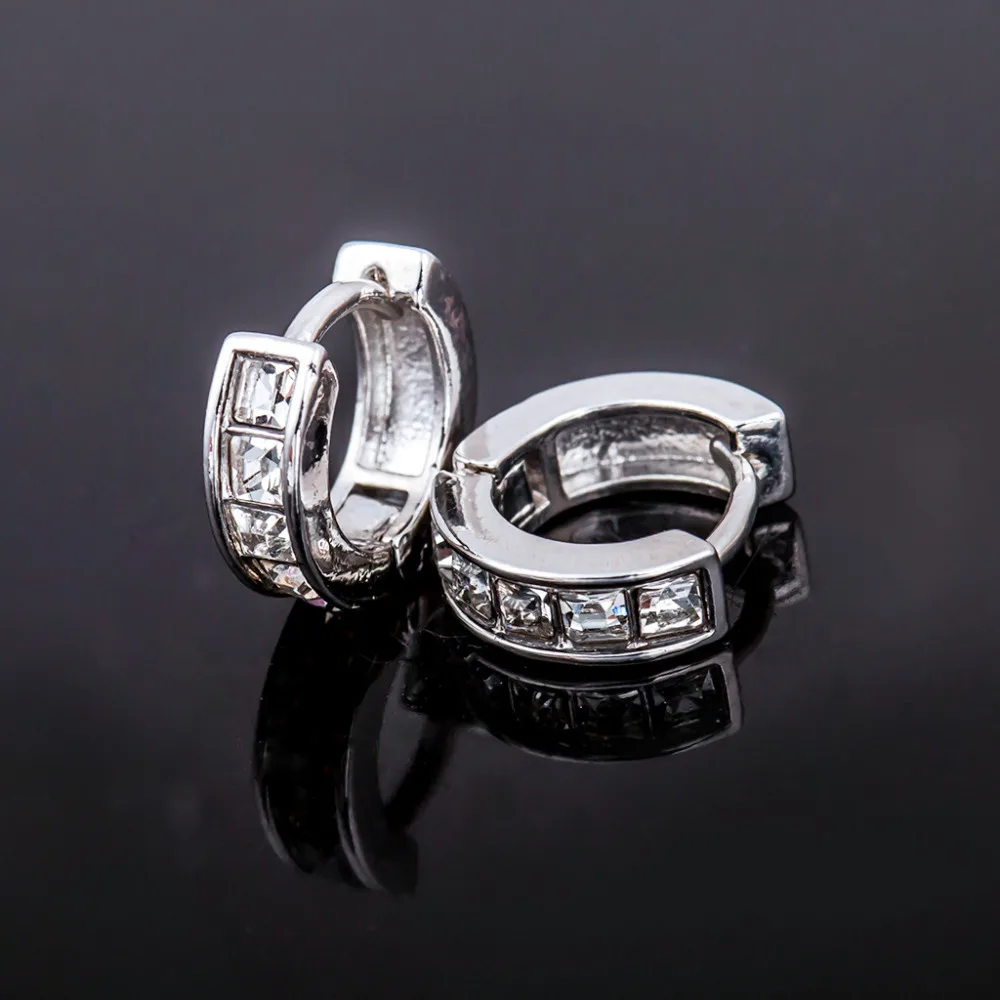 Цвета: золотистый серебристый серьга кольцо со стразами с украшением в виде