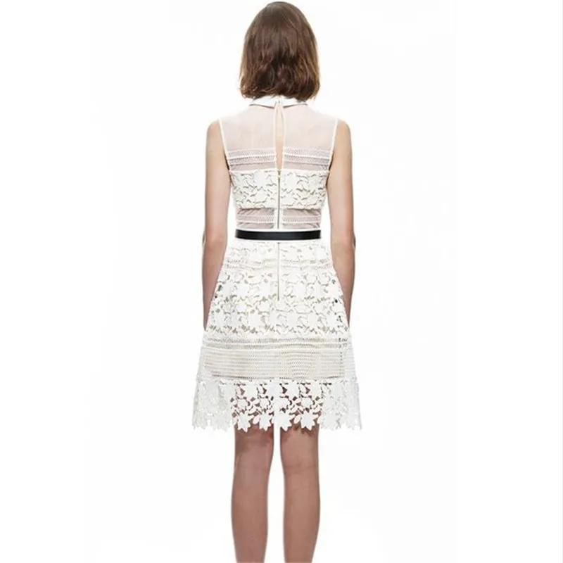 Женское летнее платье белое кружевное из органзы в стиле пэчворк с гидротропным