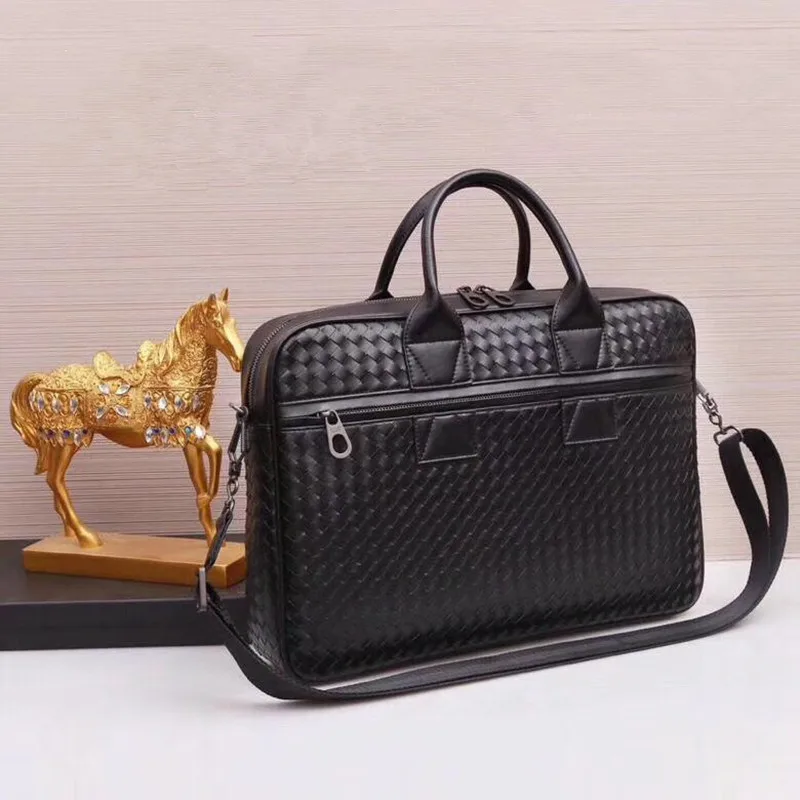 Kaisiludi leather hand-woven men's bag handbag men's leather briefcase business casual computer bag fashion men and women