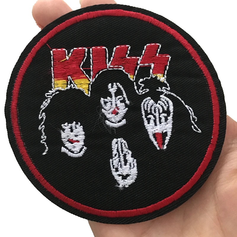 

10 PCS/lot Round Kiss Face Music Brand Embroidered Applique Sew on Iron on Badge Patches for Clothes DIY Accessory