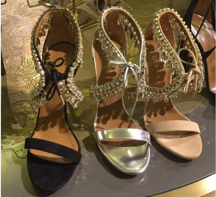 Великолепные сандалии со стразами для девочек Модельные туфли на ремешке с