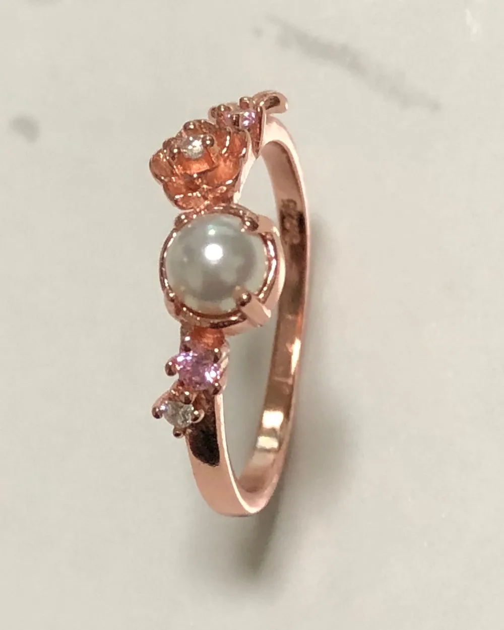 Цветок с жемчугом и кристаллами S925 кольцо из стерлингового серебра бледно-036 |