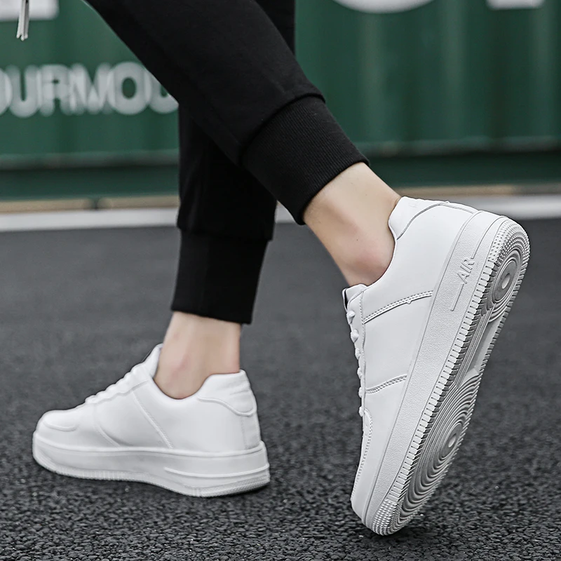 

2019 spring and autumn new fashion trend shoes white wild casual shoes men
