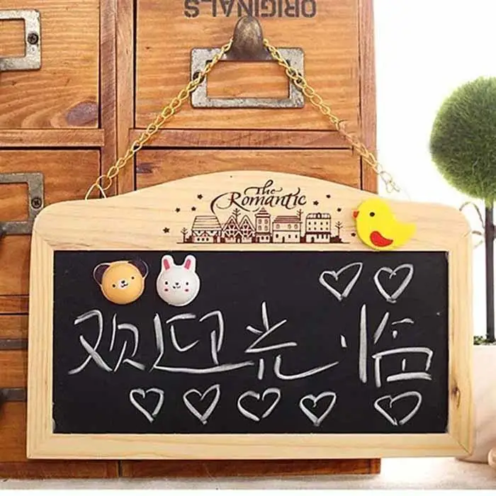 Стене висит небольшой двусторонний рисунок сообщение мультфильм вывеска indoor Board