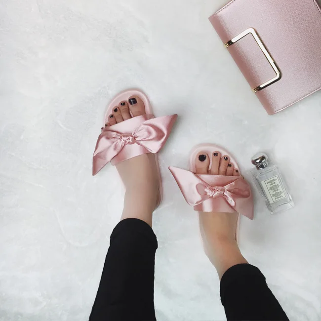 Женские дизайнерские сандалии с шелковым бантом летние розовые шлепанцы на