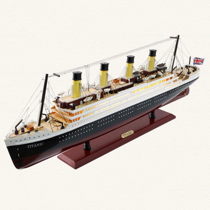 Fashion Titanic Model Decoration Wood Sailboat Craft Ship Simulation Lights Cruise Creative Decor | Дом и сад