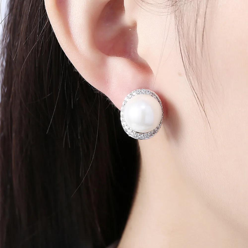 LJ&ampOMR New Arrival Wholesale Fashion Gold Filled Jewelry Stud Earrings with Bright Pearl CZ for Women Brincos Gold/Silver Color |
