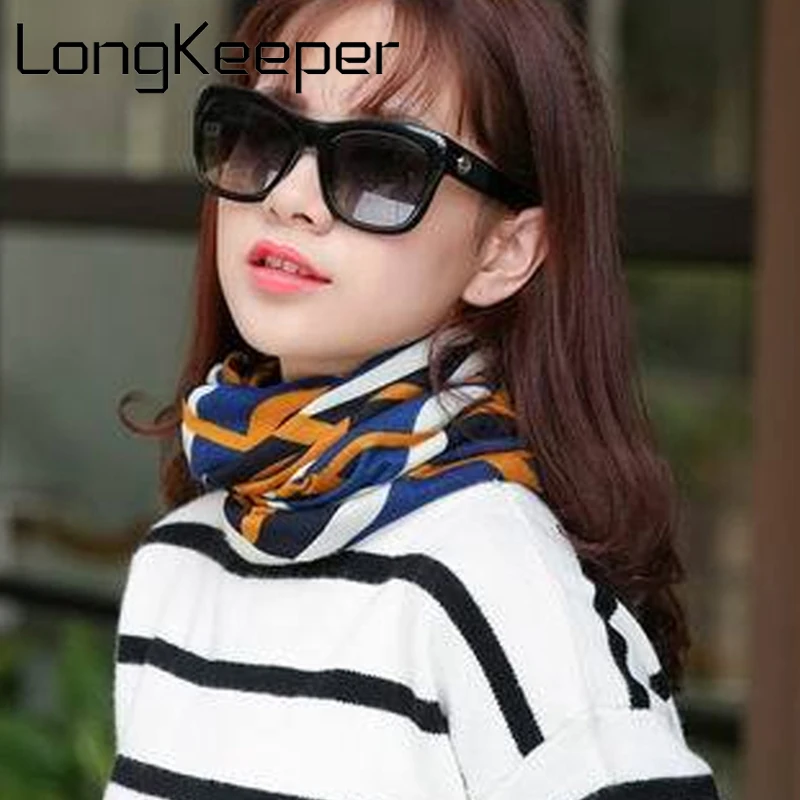 Многофункциональная женская шапка LongKeeper шапка-Снэпбэк в полоску стиле хип-хоп