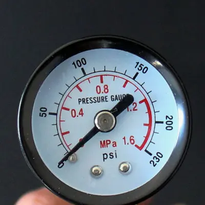 С столом ручной коленчатый наконечник для накачивания шин refilling стержень