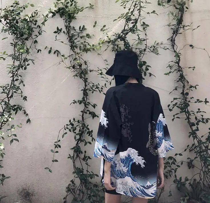 

Wave print kimono loose Cardigan shirt