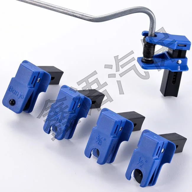 4pcs Car brake oil pipe plug Automotive nozzle clamp tool tubing to prevent spills |