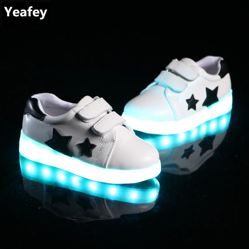светящиеся кроссовки со светящейся подошвой для мальчика светодиод детская
