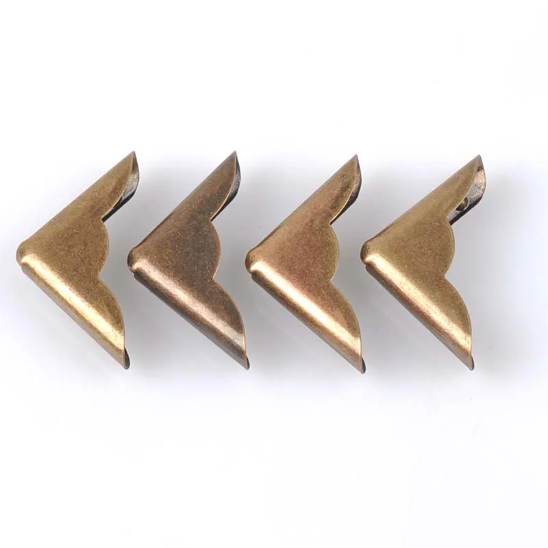 

50Pcs Metal Bronze Book Corner Trilateral Albums Menus Folders Box Corner Protectors For Decor 22x22x5mm CP1739