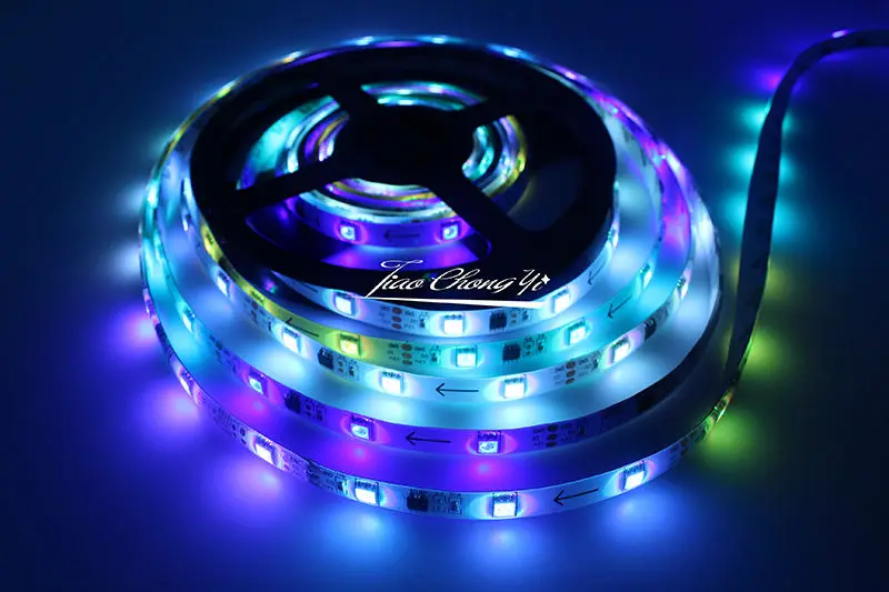 5 м WS2811 5050 лошадь гонки RGB полный цвет 150LED полоса IP65 + 5A 12 в ЕС/США