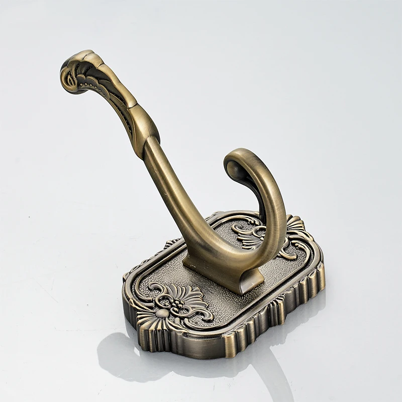 

Robe Hooks Wall Hook Single Coat Hook Towel Wall Hanger Antique Carved Luxurious Gold Hook For hanging Bathroom Accessories 3301