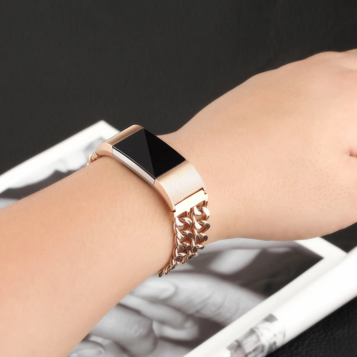 

Removable Cowboy Metal Link Bracelet Chain for Fitbit Charge 2 Band Strap Stainless Steel Watch Bands with Connectors Adapters