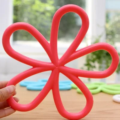 

5 Pcs/lot Beautiful Flower Shaped Colored Silicone Round Table Heat Resistant Mat Cup Coffee Coaster Cushion Placemat Pad