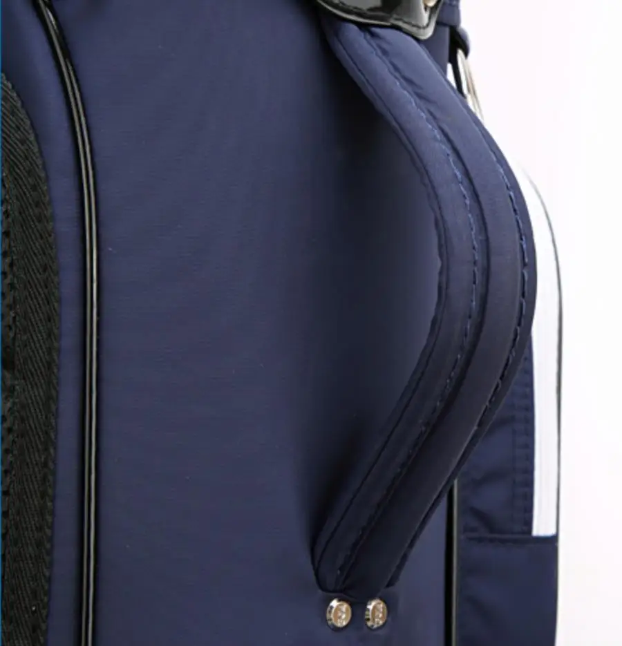 

PGM Retractable Golf Bag Standard Tractor Tugboat Bag With Large Portability For Unisex With Password Lock D0479