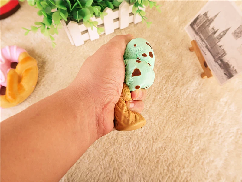 12pcs/lot 1st generation of Medium Dessert Collection 6 styles Soft and slow rebound Cake class squihies free shipping | Игрушки и хобби