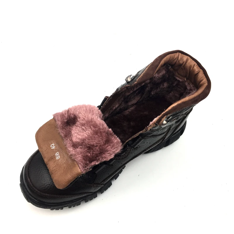 Мужские теплые ботинки из натуральной кожи черные водонепроницаемые в двух